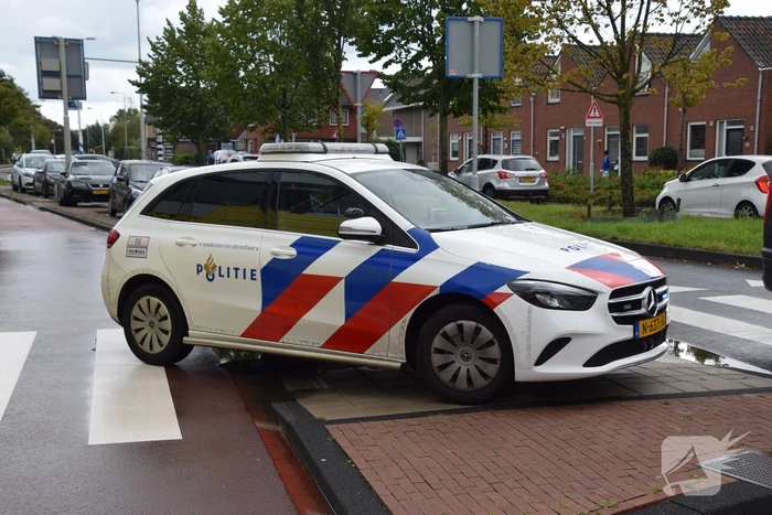 Fietser geschept bij rotonde