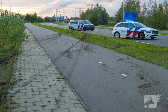 Bestuurder crasht met dure Porsche