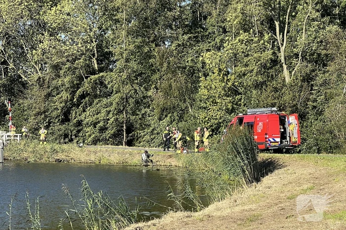Zoekactie na aantreffen fiets langs water