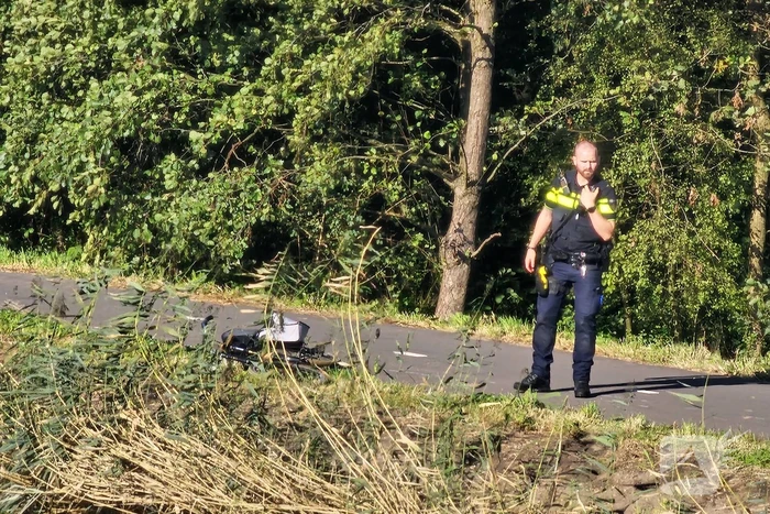 Zoekactie na aantreffen fiets langs water
