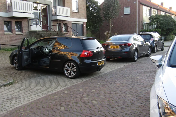Botsing tijdens verlaten van parkeerplek