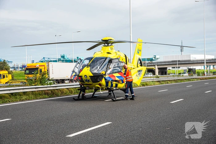Motorrijder zwaargewond bij botsing met auto