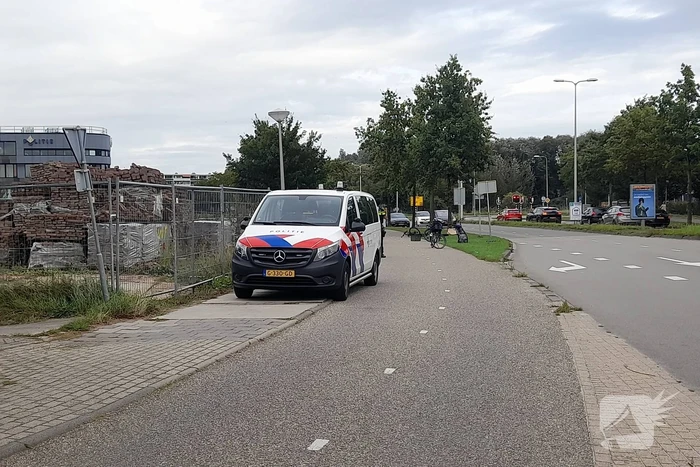 Man zwaargewond na val met fiets