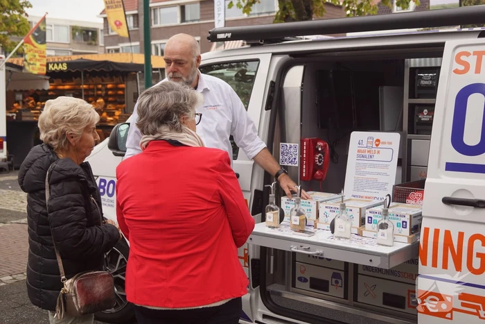 Geur van een xtc-laboratorium te ruiken op de markt