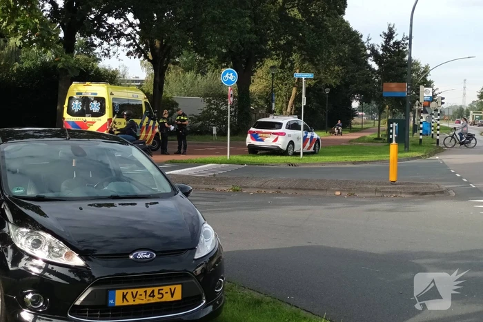 Fietser gewond bij aanrijding bij oversteekplaats