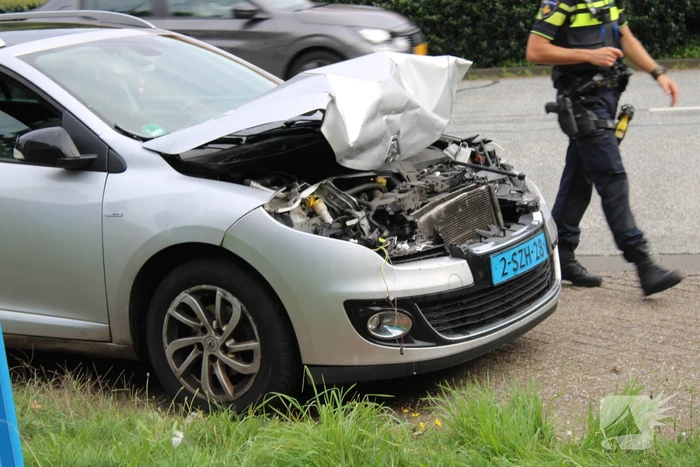 Vijf personenauto's betrokken bij aanrijding
