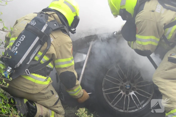 Auto flink beschadigd door brand