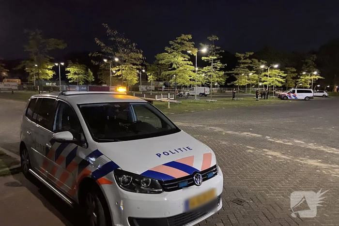Omgeving rondom bestelbus afgezet