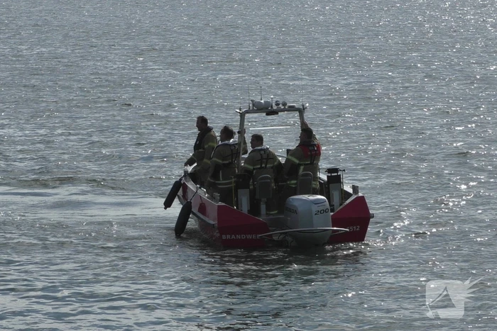 Flinke rookontwikkeling bij brand in plezierboot