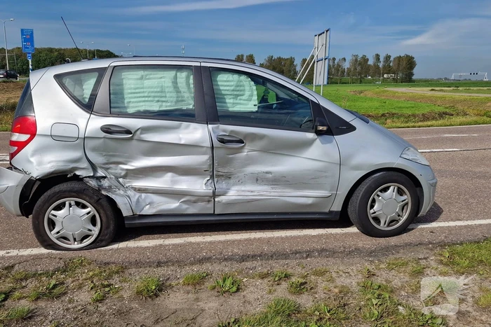 Twee auto's beschadigd bij ongeval