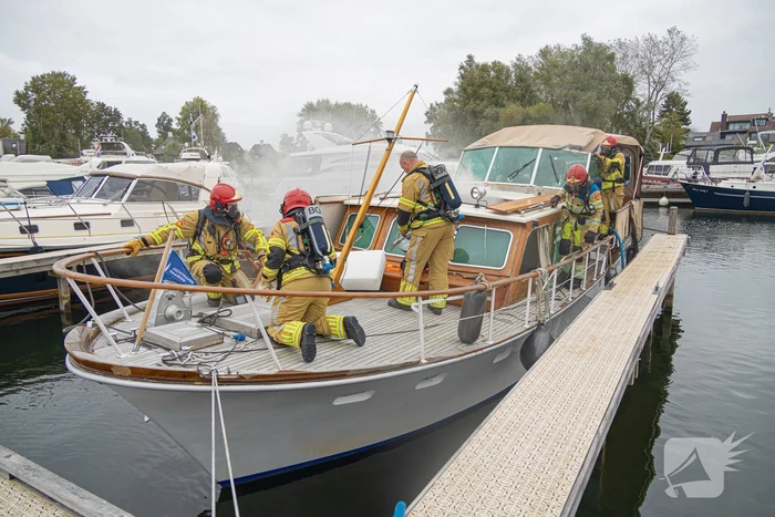 Brand aan boord van plezierjacht