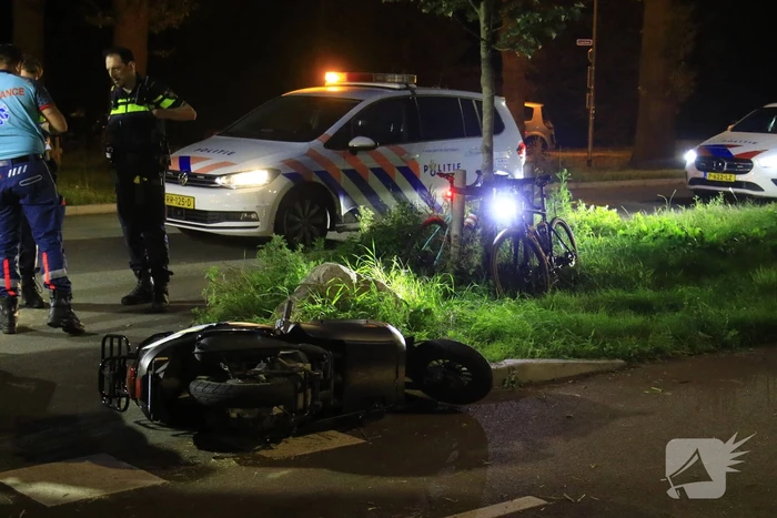 Scooterrijder ernstig gewond bij val