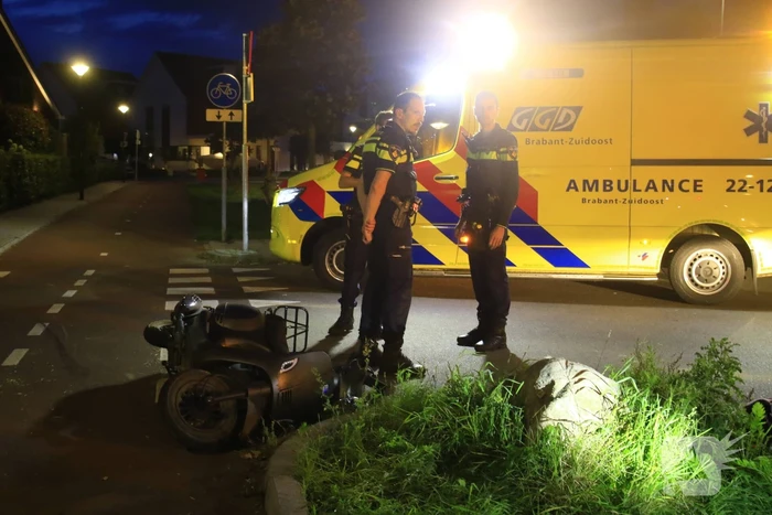 Scooterrijder ernstig gewond bij val