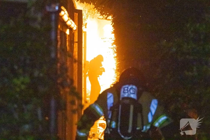 Uitslaande brand in schuur