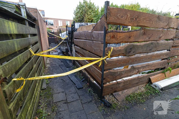 Uitslaande brand in schuur