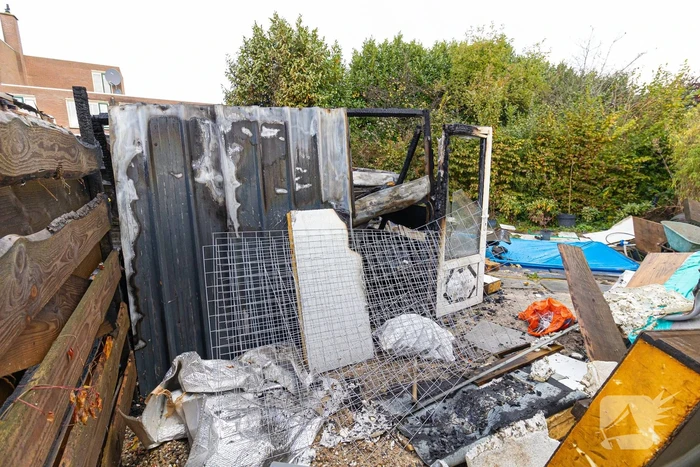 Uitslaande brand in schuur