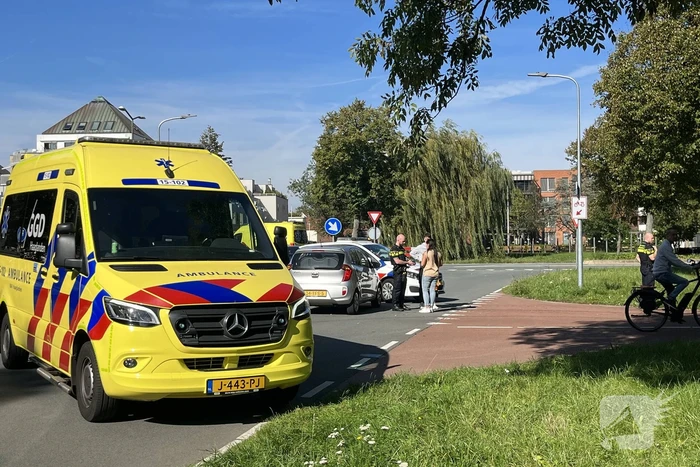 Fietser ernstig gewond bij botsing met automobilist