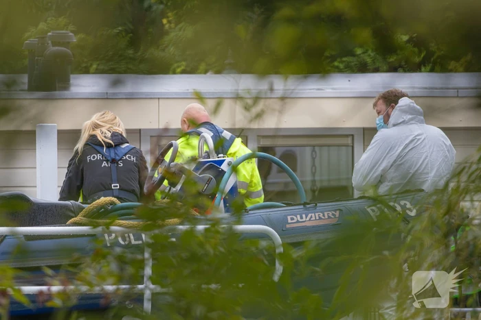 Politieonderzoek na vondst dode in water