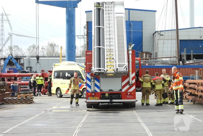 Persoon uit water gered