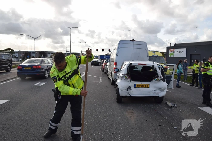 Verschillende voertuigen betrokken bij kettingbotsing