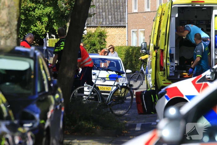 Fietser zwaargewond bij aanrijding