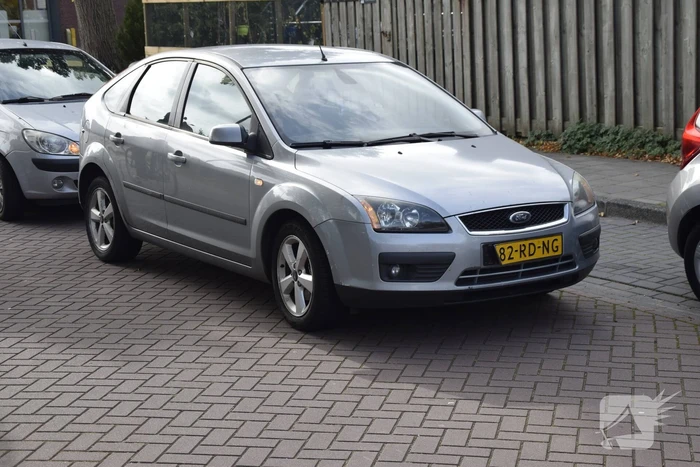 Fietser gewond bij aanrijding met auto