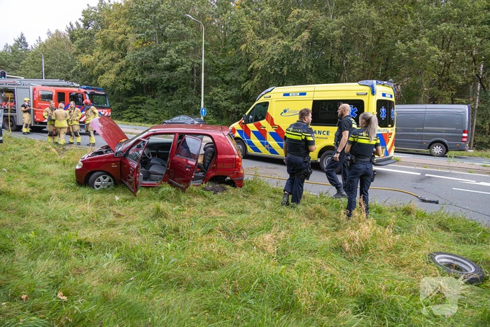 Twee kinderen gecontroleerd na aanrijding