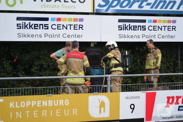 Brandende container snel geblust