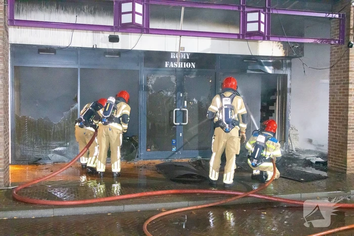 Veel schade bij brand bij Romy Fashion