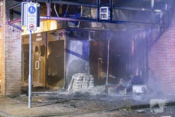 Veel schade bij brand bij Romy Fashion