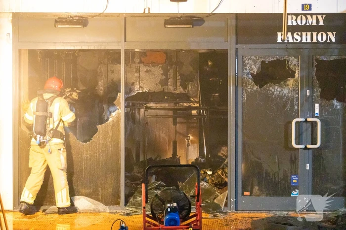 Veel schade bij brand bij Romy Fashion
