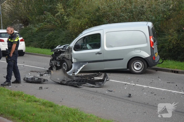 Flinke schade na frontale botsing