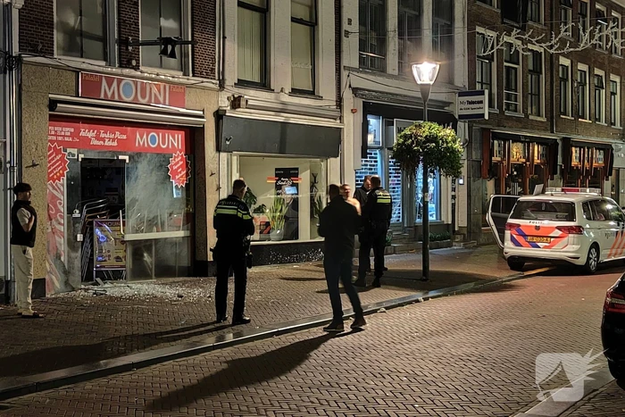 Explosie verbrijzeld voordeur