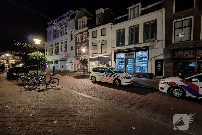 Explosie verbrijzeld voordeur