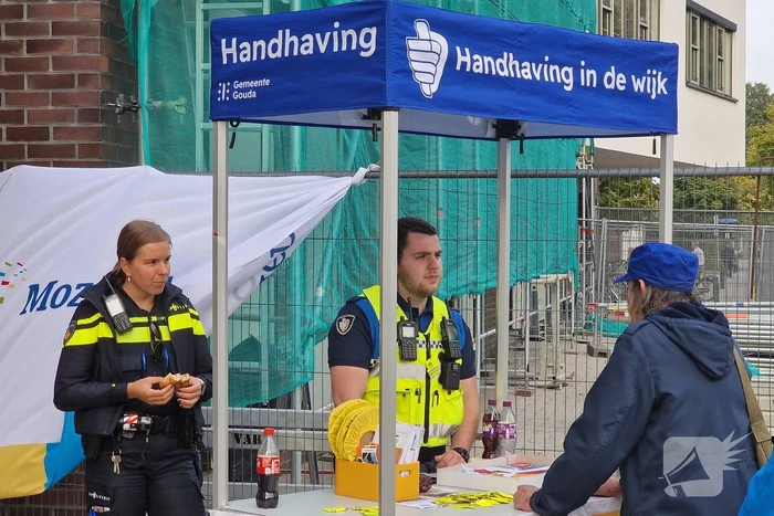 Infostand handhaving in de wijk