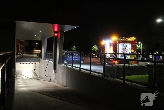 Woningen ontruimd bij brand in parkeergarage