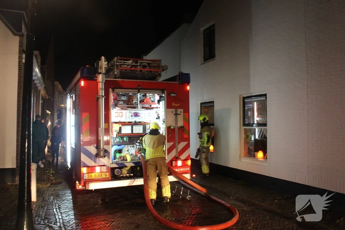 Hevige rookontwikkeling bij brand in woning