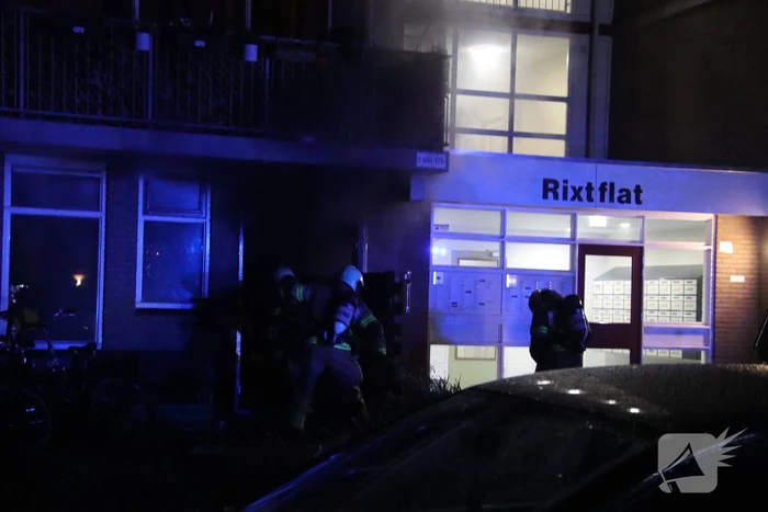 Flat ontruimd door felle brand