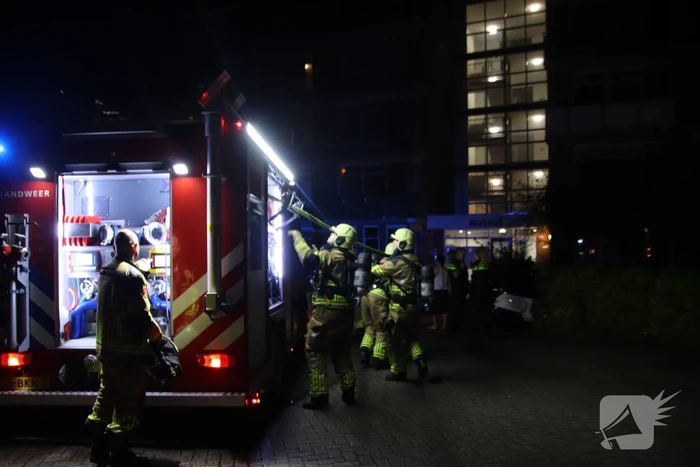Flat ontruimd door felle brand