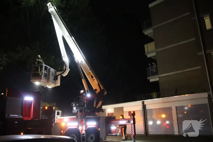 Flat ontruimd door felle brand