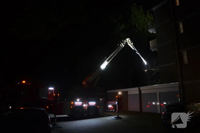 Flat ontruimd door felle brand