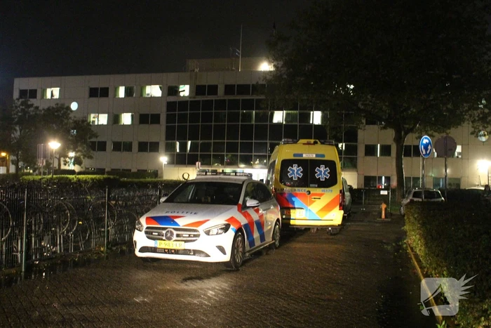 Aanhouding en gewonde bij steekpartij in AZC