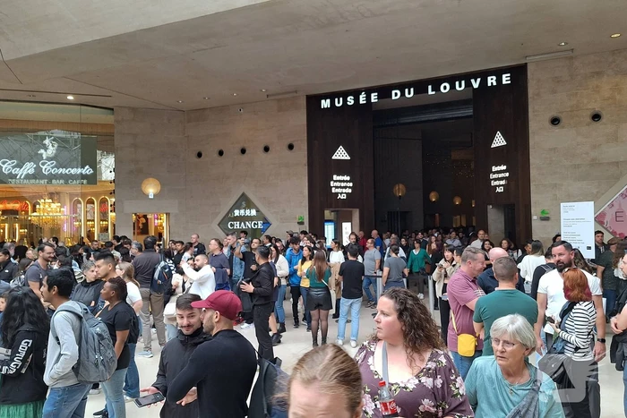 Museum Louvre ontruimt wegens veiligheidsoverwegingen