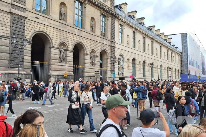 Museum Louvre ontruimt wegens veiligheidsoverwegingen