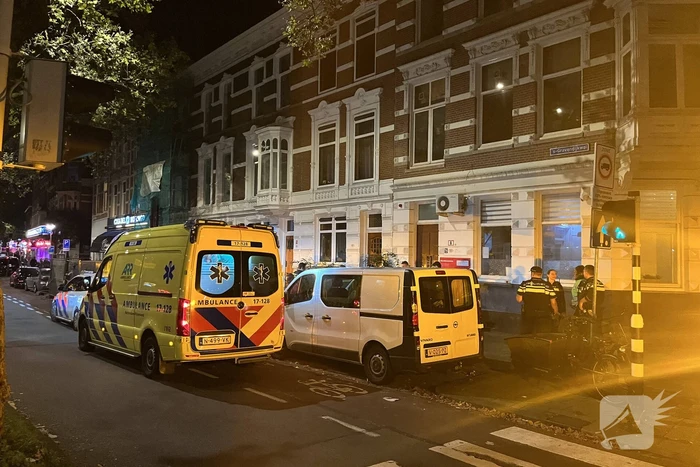 Fietser gewond bij botsing tegen stilstaande auto