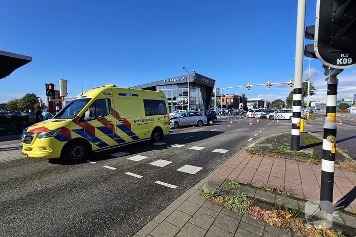 Flinke schade bij aanrijding op kruising