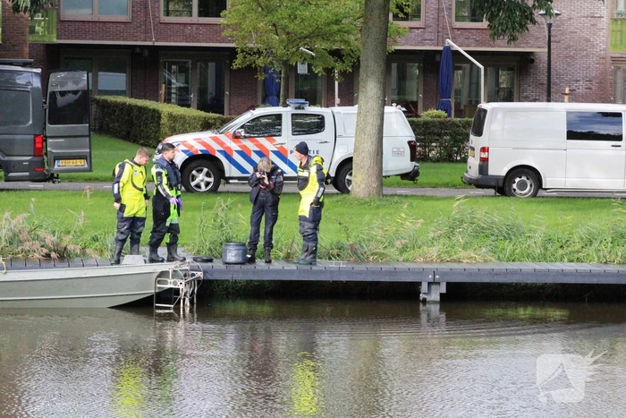 Politie zoekt water af na steekincident Bolsward