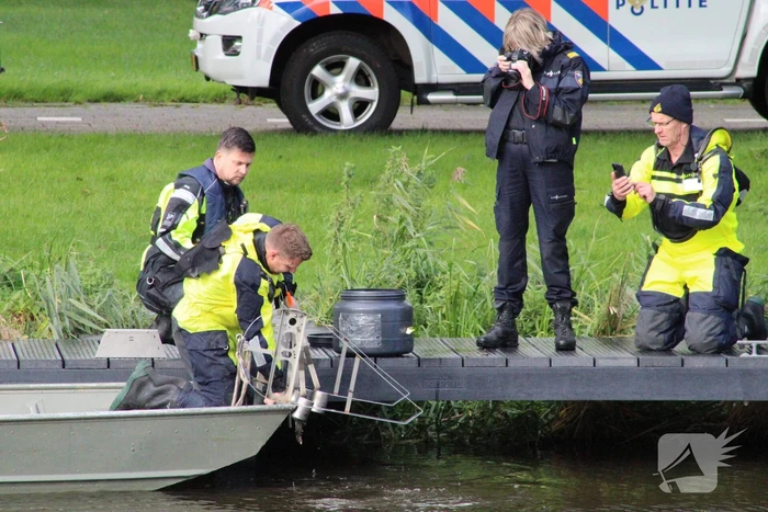 Politie zoekt water af na steekincident Bolsward