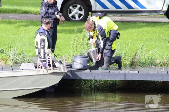 Politie zoekt water af na steekincident Bolsward