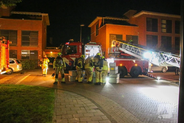 Brandweer dooft schoorsteenbrand